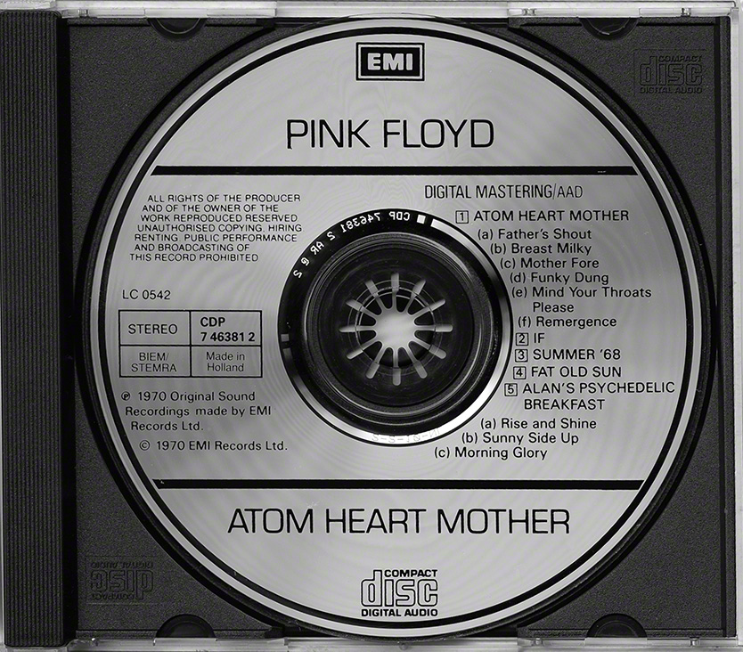 PINK FLOYD. Gold CD Award EMI Holland, signed CD+book, 11 CD, 4 DVD  (181-19). Miscellaneous - Miscellaneous - Auctionet